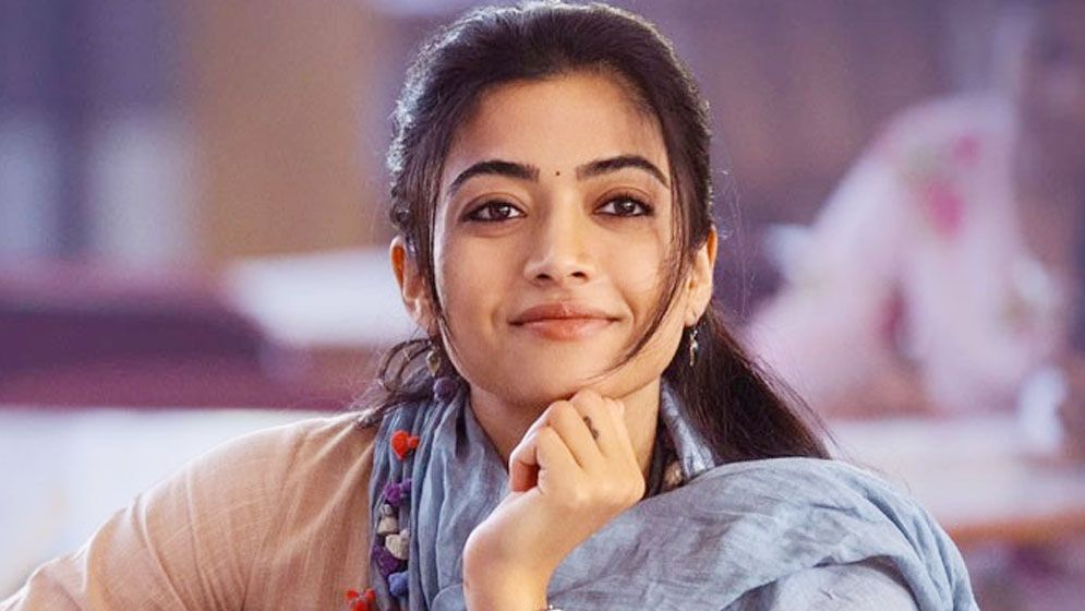 বিয়ের আগে রাশমিকা মান্দানার সাবেক প্রেমিকের মন্তব্য ভাইরাল