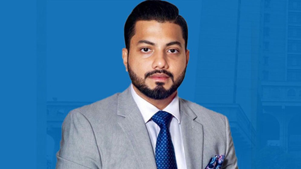 বাবার ছায়া হয়ে উঠা ইশরাকের বর্ণাঢ্য জীবন
