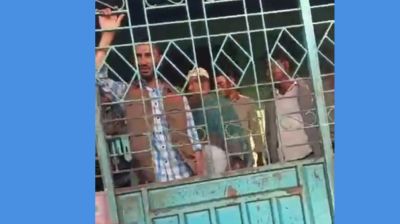 চোরাকারবারিদের হামলায় ডিবি পুলিশের ৬ সদস্য আহত, আটক ১৫