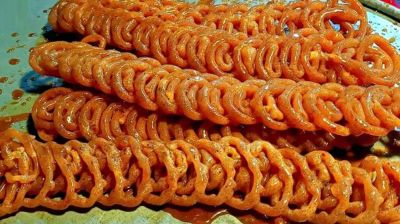 জিলাপি বেশি খেলে শরীরে কী ঘটে?