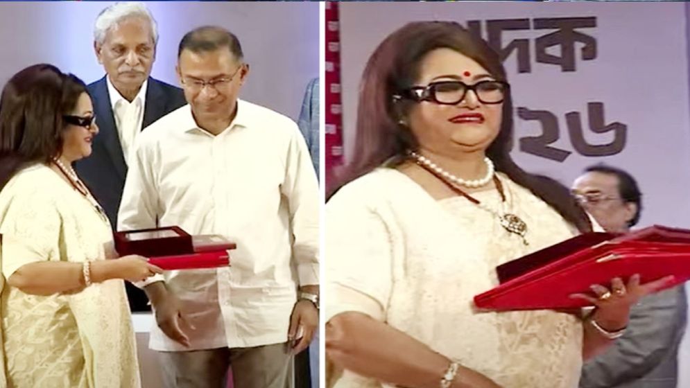 ববিতার হাতে একুশে পদক দিলেন প্রধানমন্ত্রী