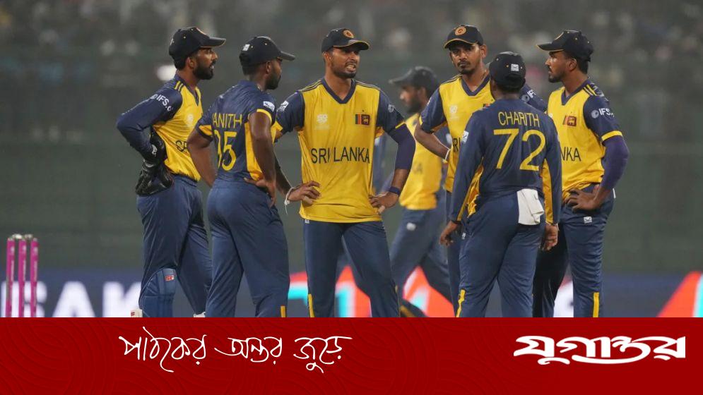 শ্রীলংকাকে ১৪৭ রানে আটকাতে পারলেই সেমিফাইনালে পাকিস্তান