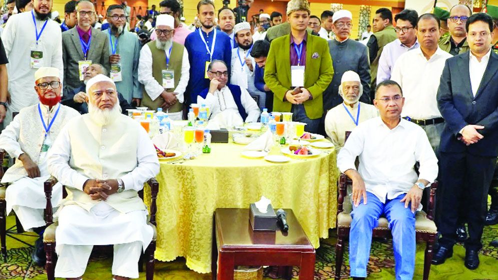 মানুষের ভাগ্য পরিবর্তনে কাজ করতে হবে