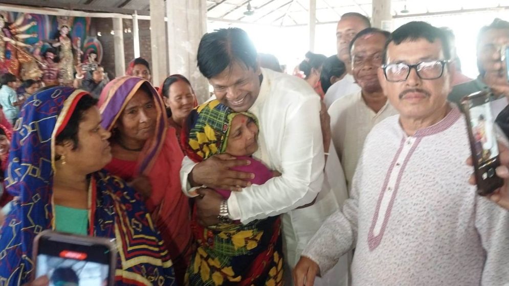 সনাতনীদের দেওয়া প্রতিশ্রুতি রাখলেন এমপি আশফাক