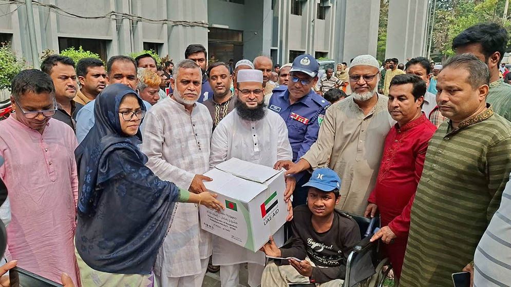 স্বজনপ্রীতি করা যাবে না, দলীয় দৃষ্টিভঙ্গির বাইরে আসতে হবে: জিকে গউছ