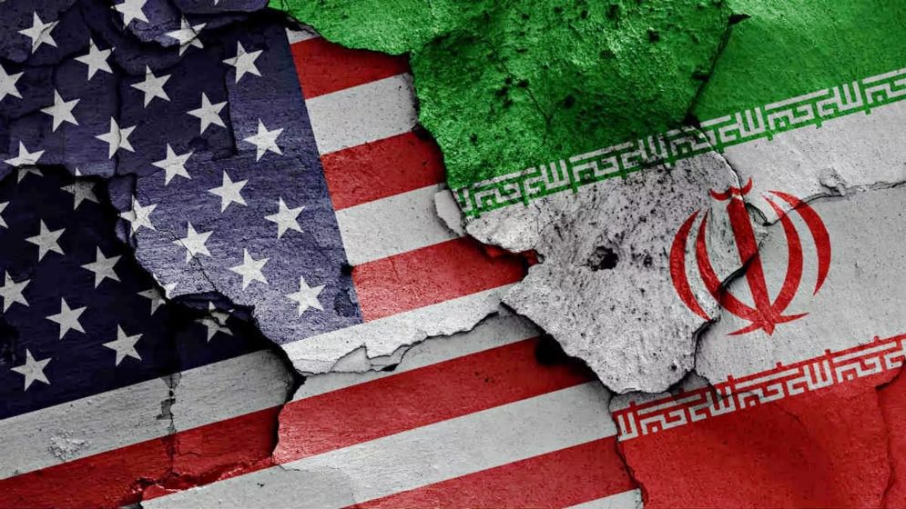 ইরানের বিপ্লবী গার্ডের হেডকোয়ার্টার ধ্বংসের দাবি করল ইসরাইল-যুক্তরাষ্ট্র