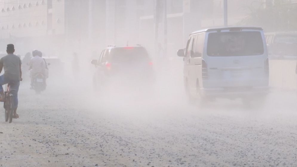 বায়ুদূষণের শীর্ষে লাহোর, ঢাকার বাতাস আজও ‘অস্বাস্থ্যকর’
