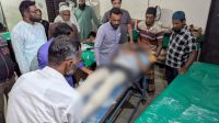 কুয়াকাটায় ইয়াবা সেবনে বাধা, হোটেল মালিককে হাতুড়ি দিয়ে পিটিয়ে জখম