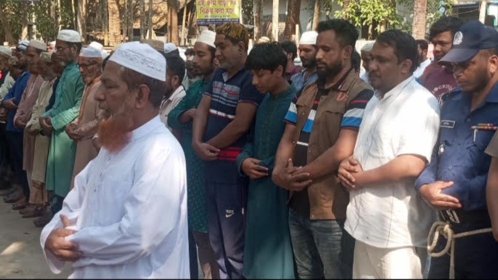 বাবার জানাজায় অংশ নিতে প্যারোলে এক ঘণ্টার মুক্তি ফজলুর রহমানের