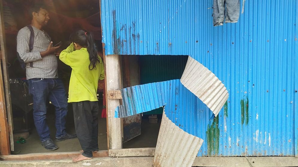 ভাইদের ফাঁসাতে ডাকাতির নাটক প্রবাসীর!