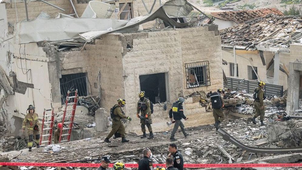 ইরানের ক্ষেপণাস্ত্র হামলায় ইসরাইলের মধ্যাঞ্চলে আহত অন্তত ৫