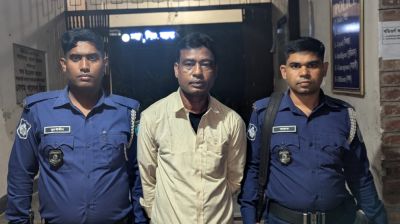স্ত্রী-সন্তানকে খুটিতে বেঁধে নির্যাতন, স্বামী গ্রেফতার
