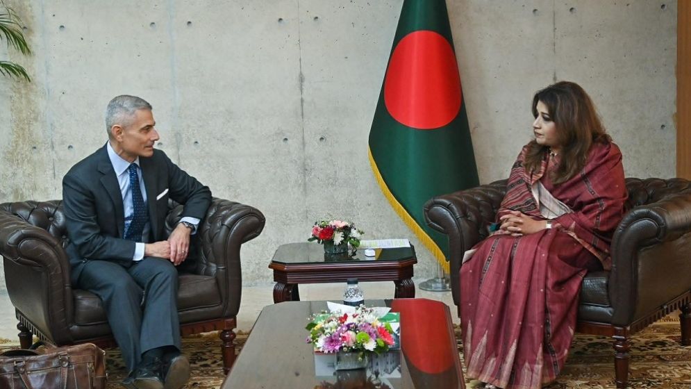 প্রতিমন্ত্রী শামা ওবায়েদের সঙ্গে পল কাপুরের বৈঠক