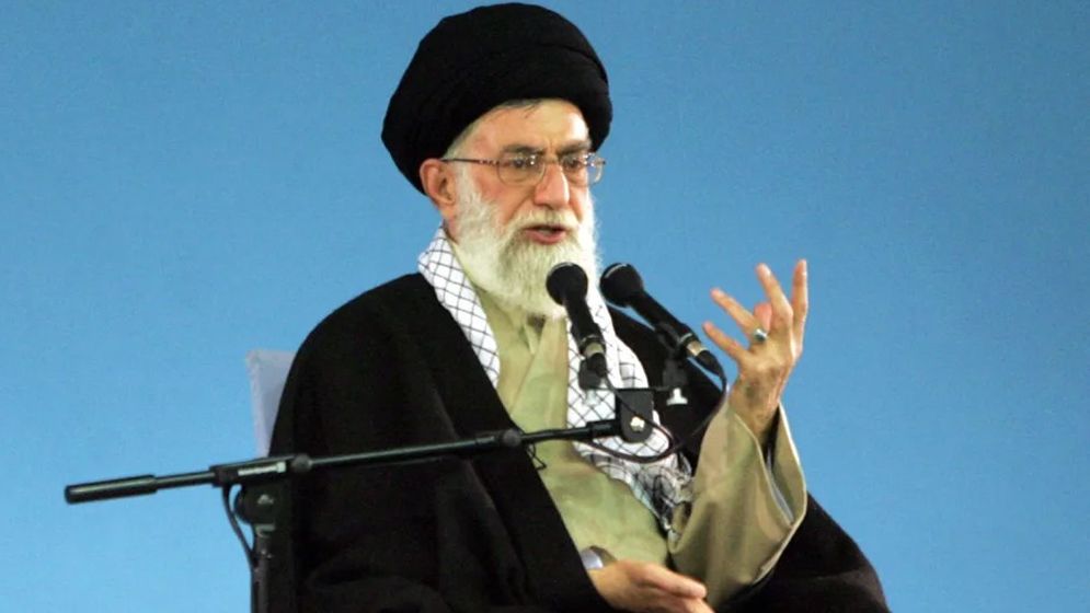 ট্রাফিক ক্যামেরা নিয়ন্ত্রণে নিয়ে এআই দিয়ে যেভাবে খামেনি হত্যার ছক কষে ইসরাইল