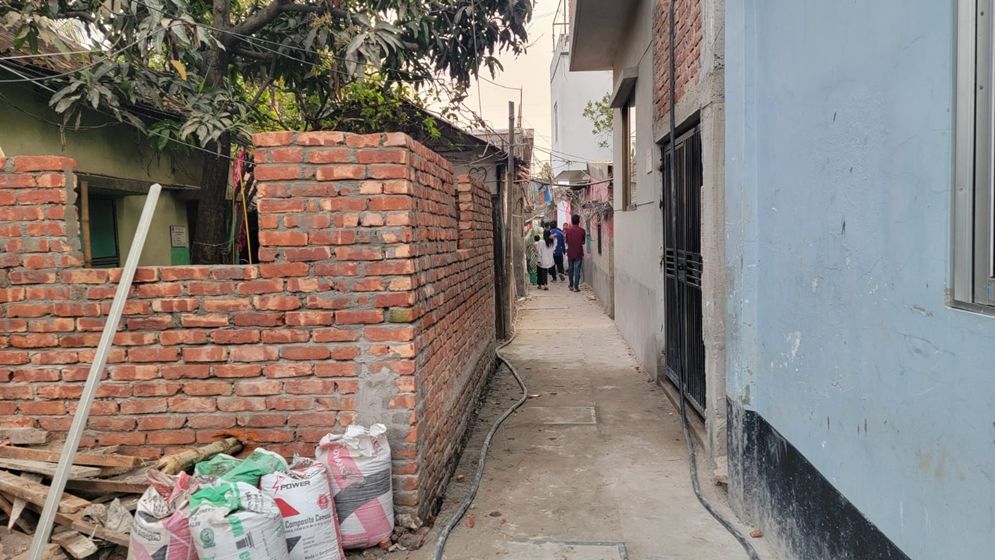 লাশ গোসলের জায়গা দখল করে ঘর নির্মাণের অভিযোগ