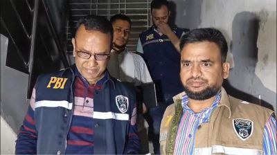 দিয়াবাড়িতে ফ্ল্যাটে ঢুকে গৃহকর্ত্রী হত্যা, দারোয়ান-ভাড়াটিয়া গ্রেফতার