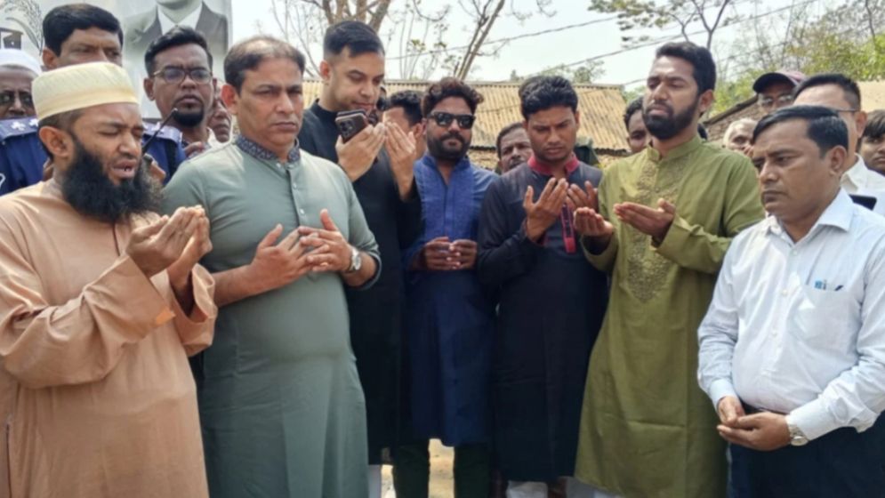 জনগণকে সঙ্গে নিয়ে উন্নয়নমূলক কাজ এগিয়ে নিতে চাই: এমপি আনিসুর