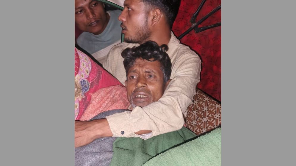 মাইন বিস্ফোরণে বাংলাদেশির পা বিচ্ছিন্ন