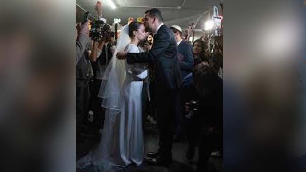 ইরানের হামলার ভয়ে বাঙ্কারে বিয়ে করল ইসরাইলি যুগল