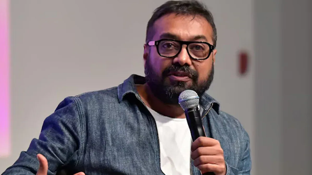 বলিউড থেকে দূরে থাকতে মুম্বাই ছাড়লেন অনুরাগ