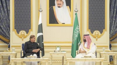 চুক্তির কারণে পাকিস্তান কি ইরানের বিরুদ্ধে যুদ্ধে জড়াবে?