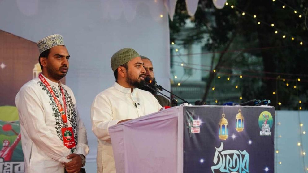 দল বদলেছে, মানুষের ভাগ্য বদলায়নি: নাহিদ ইসলাম