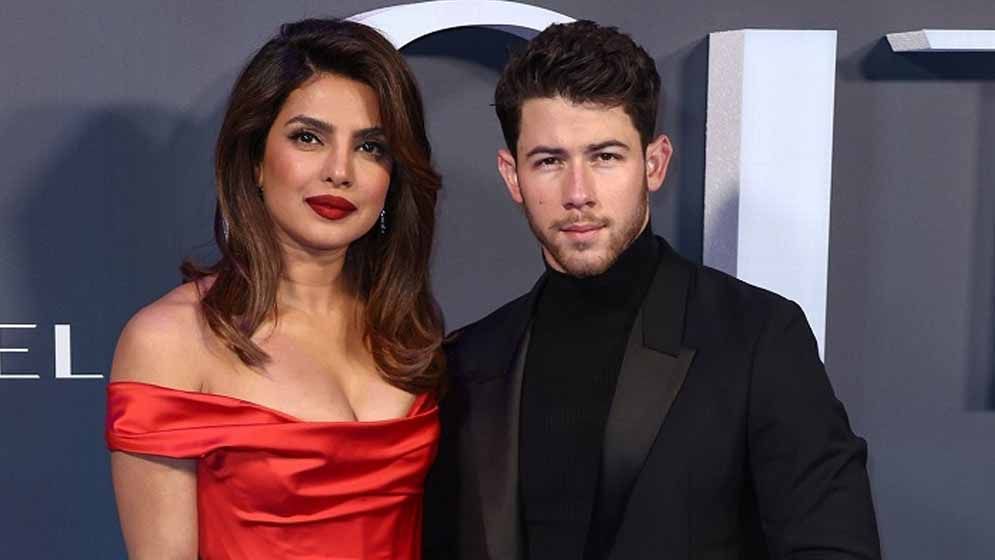 নিকের সঙ্গে প্রথম দর্শনে যা করেছিলেন প্রিয়াংকা