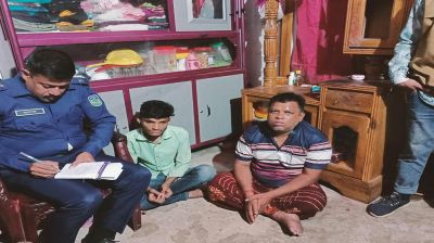 বাবাকে সঙ্গে নিয়ে শ্বশুরবাড়ি থেকে স্বর্ণালংকার লুট