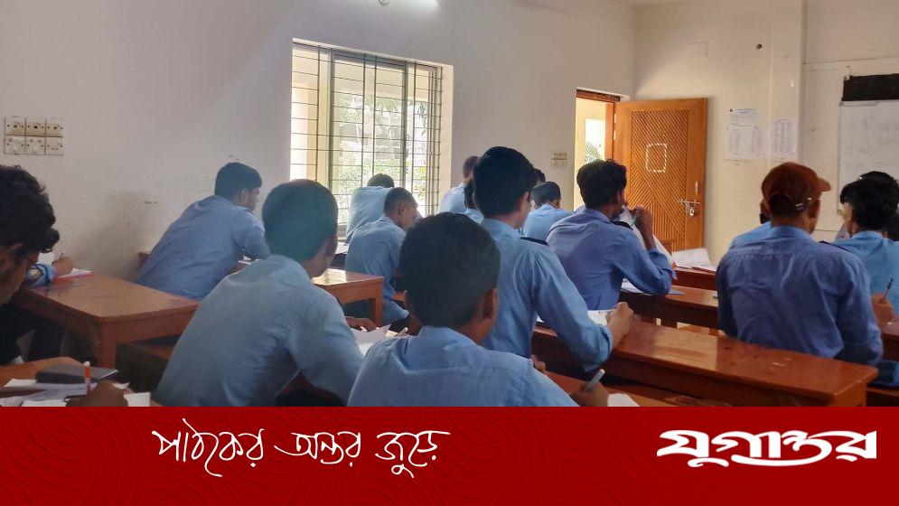 শিক্ষার্থীদের জন্য ফ্রি ওয়াই-ফাই ও মিড-ডে মিল চালুর পরিকল্পনা সরকারের