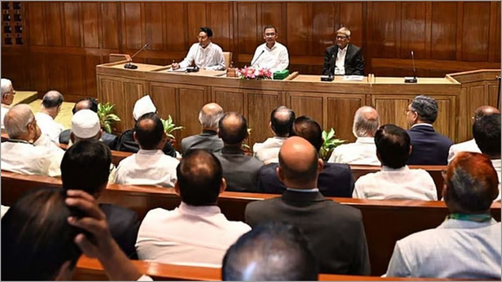মন্ত্রী-এমপিদের চলনে-বলনে মার্জিত থাকার পরামর্শ
