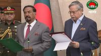 স্পিকার-ডেপুটি স্পিকারকে শপথ পড়ালেন রাষ্ট্রপতি