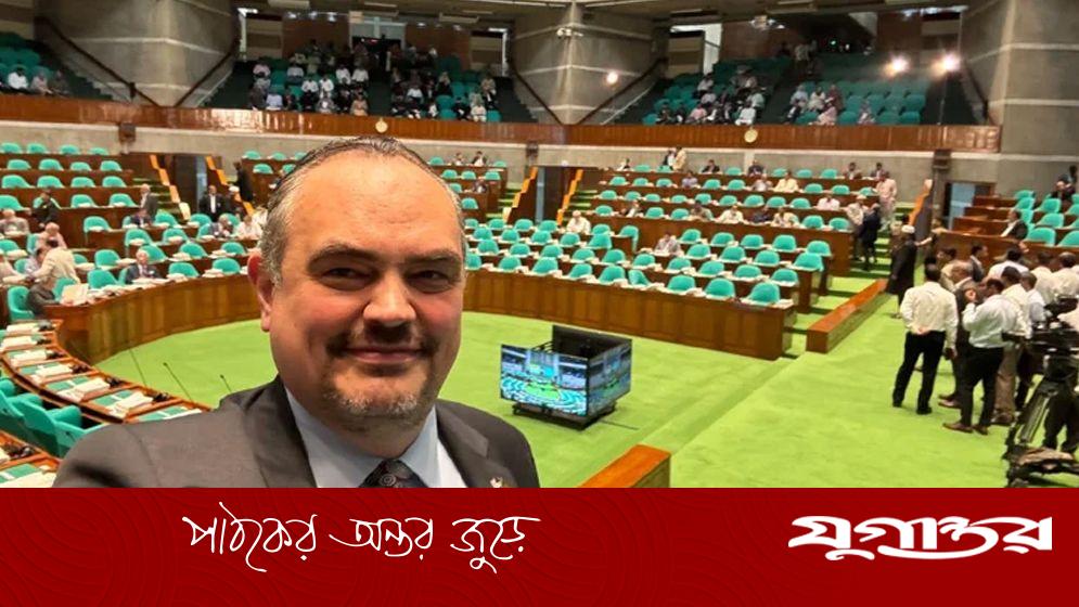 মার্কিন রাষ্ট্রদূত ত্রয়োদশ সংসদের প্রথম অধিবেশনে যোগ দিয়ে দ্বিপক্ষীয় সম্পর্ক জোরদারের প্রতিশ্রুতি দিলেন