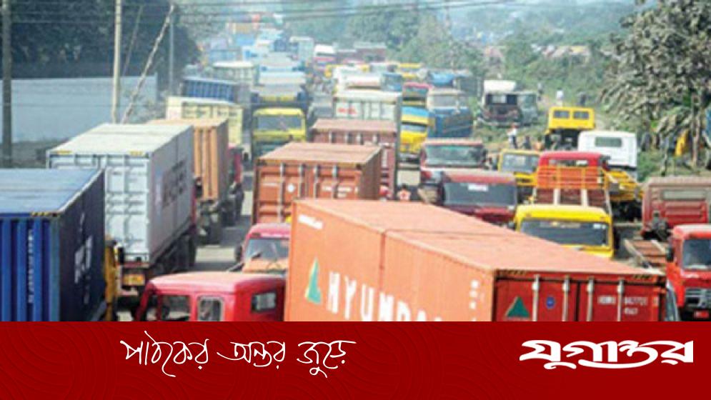 ঈদযাত্রায় নিরাপত্তা: ৬ দিন ট্রাক-লরি চলাচল বন্ধ, ডিএমপির বিশেষ নির্দেশনা
