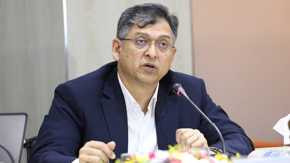 সংবিধান সংস্কার পরিষদ নিয়ে সিদ্ধান্ত সংসদেই হবে: স্বরাষ্ট্রমন্ত্রী