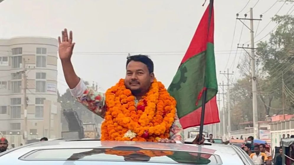 ৪৮ বছর বয়সেই রাসিক প্রশাসকের দায়িত্বে কে এই রিটন