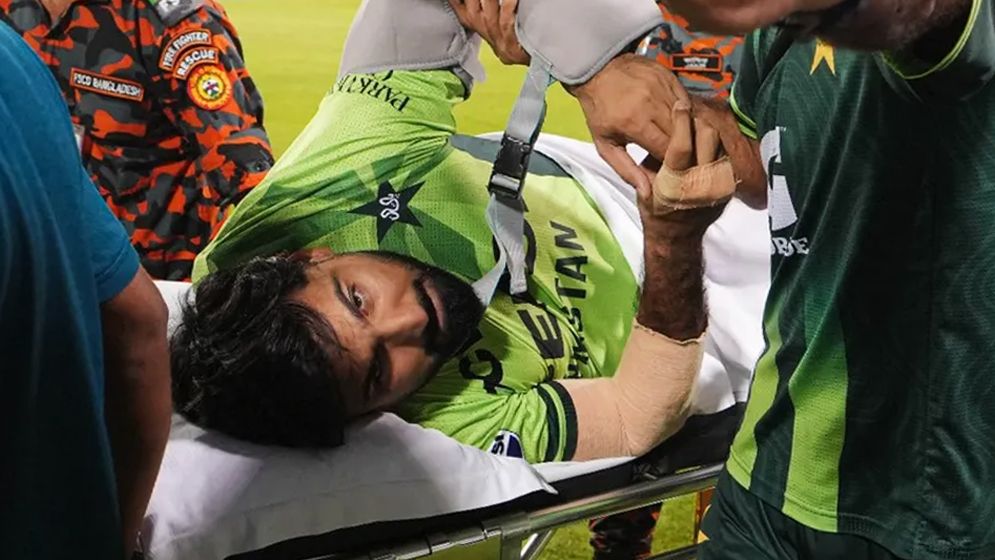সিরিজ থেকে ছিটকে গেলেন পাকিস্তানের অলরাউন্ডার