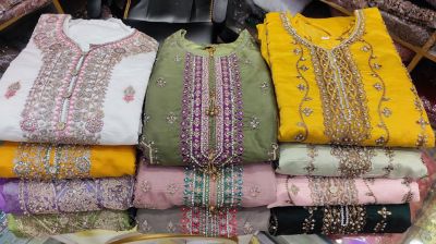 ঈদে ভারত থেকে আসছে শাড়ি থ্রিপিস লেহেঙ্গা