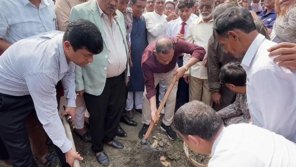 ‘খাল খনন নিছক লোক দেখানো নয়, প্রকৃত অর্থে পানি প্রবাহ নিশ্চিত করা’