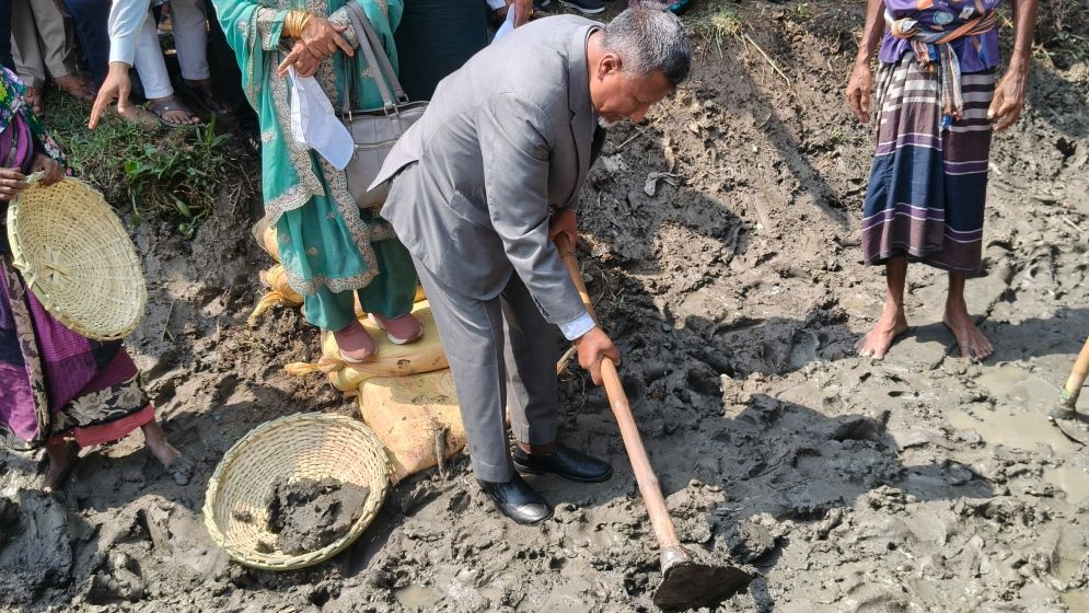 শুধু খাল খনন নয়, কোনো ক্ষেত্রেই দুর্নীতি করা যাবে না: জনপ্রশাসন প্রতিমন্ত্রী