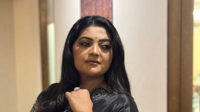 এখন তোমার সব হয়েছে পর হয়েছি আমি: আবেগঘন বার্তা সালমার