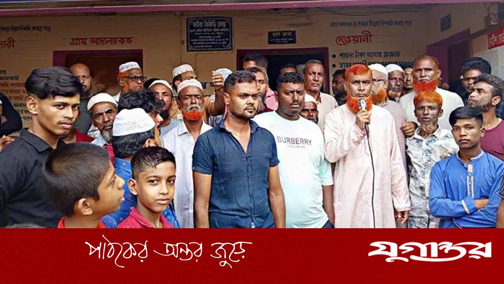 লক্ষ্মীপুরে ইউপি চেয়ারম্যানকে কার্যালয় থেকে বের করে তালা দেওয়ার অভিযোগ ছাত্রদলের বিরুদ্ধে