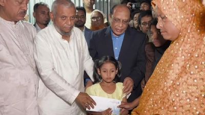 সৌদিতে নিহত বাচ্চুর পরিবারকে প্রবাসী কল্যাণ মন্ত্রীর সহায়তার আশ্বাস