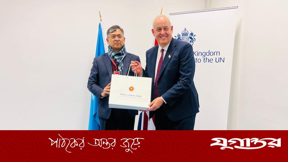 ভিয়েনায় বাংলাদেশ-যুক্তরাজ্য বৈঠক: পুলিশ সংস্কার ও রোহিঙ্গা ইস্যুতে সহযোগিতা চাইলেন স্বরাষ্ট্রমন্ত্রী