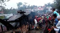 ঈদের আগের দিন আগুনে পুড়ল ৯ ব্যবসায়ীর কপাল