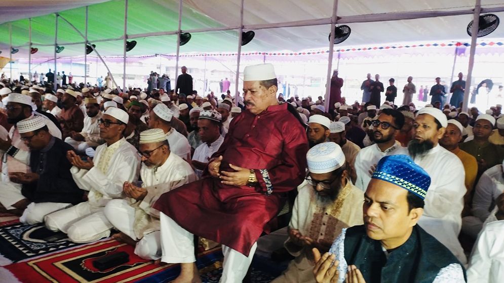 বরিশালে ঈদের জামাত অনুষ্ঠিত