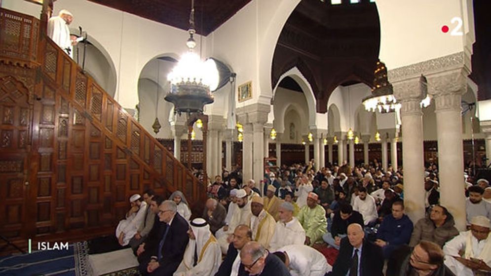 ফ্রান্সে প্রবাসী বাংলাদেশিদের ঈদ: ঐক্য-সম্প্রীতির উজ্জ্বল দৃষ্টান্ত