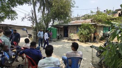 টুঙ্গিপাড়ায় বিস্ফোরণে আহত মাদ্রাসাছাত্রের বাড়িতে বোম ডিস্পোজাল টিম