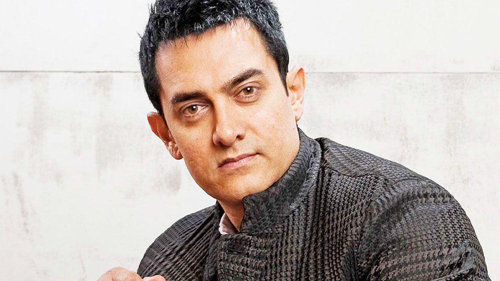 যে সিনেমার ব্যর্থতায় কেঁদেছিলেন আমির খান