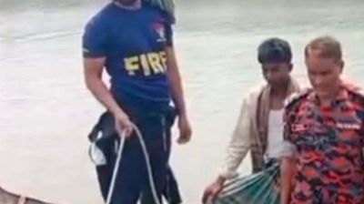 লঞ্চ-ট্রলার সংঘর্ষে ২ জনের মৃত্যু