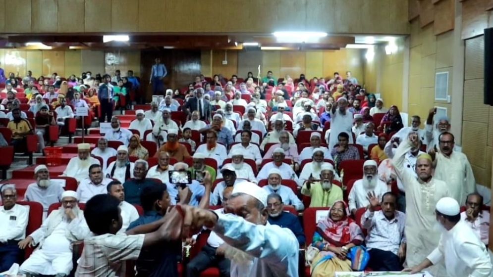'মুক্তিযুদ্ধে শেখ মুজিবের অবদান নেই'—জমিয়ত নেতার বক্তব্য ঘিরে উত্তেজনা